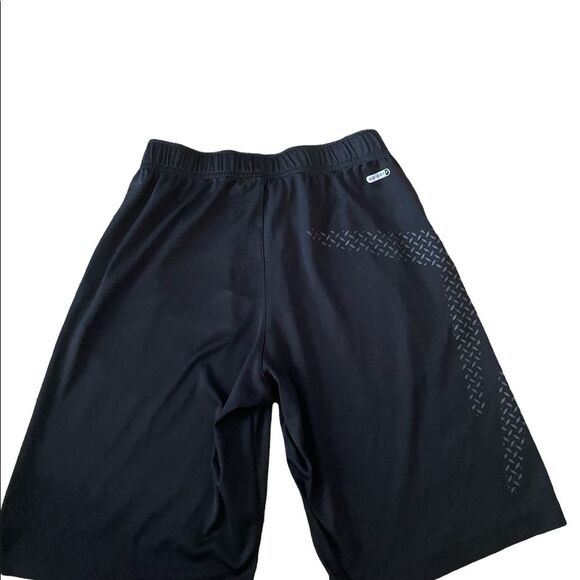 ⚡️ Old Navy Black Gray Athletic Shorts ~ Size L (10/12) ⚡️ - Picture 2 of 3